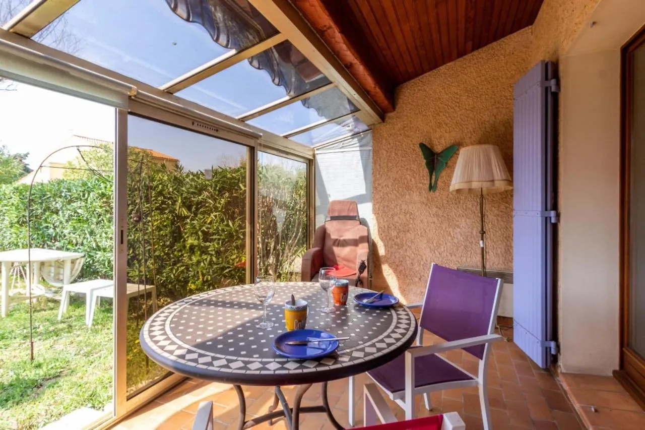 Nice Duplex With Garden Terrace And Garage Six-Fours-les-Plages